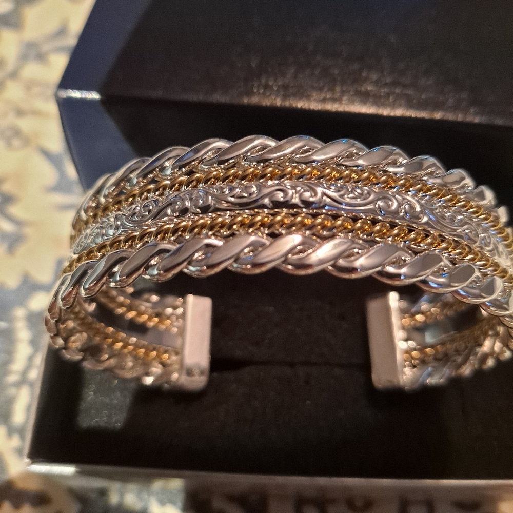 MONTANA Silversmiths cuff bracelet